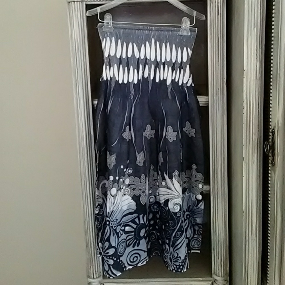Lapis Strapless Floral Summer Dress - Picture 2 of 7